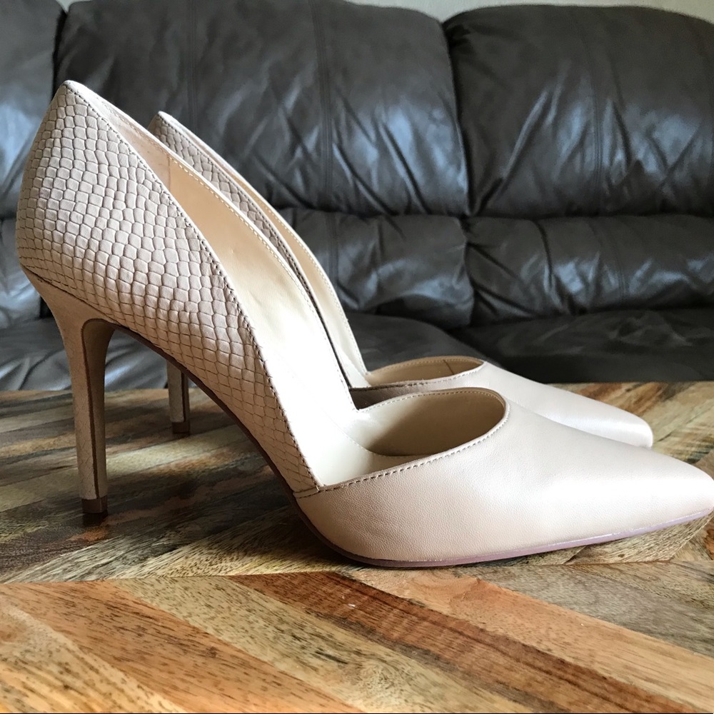 Vince Camuto 10M heels